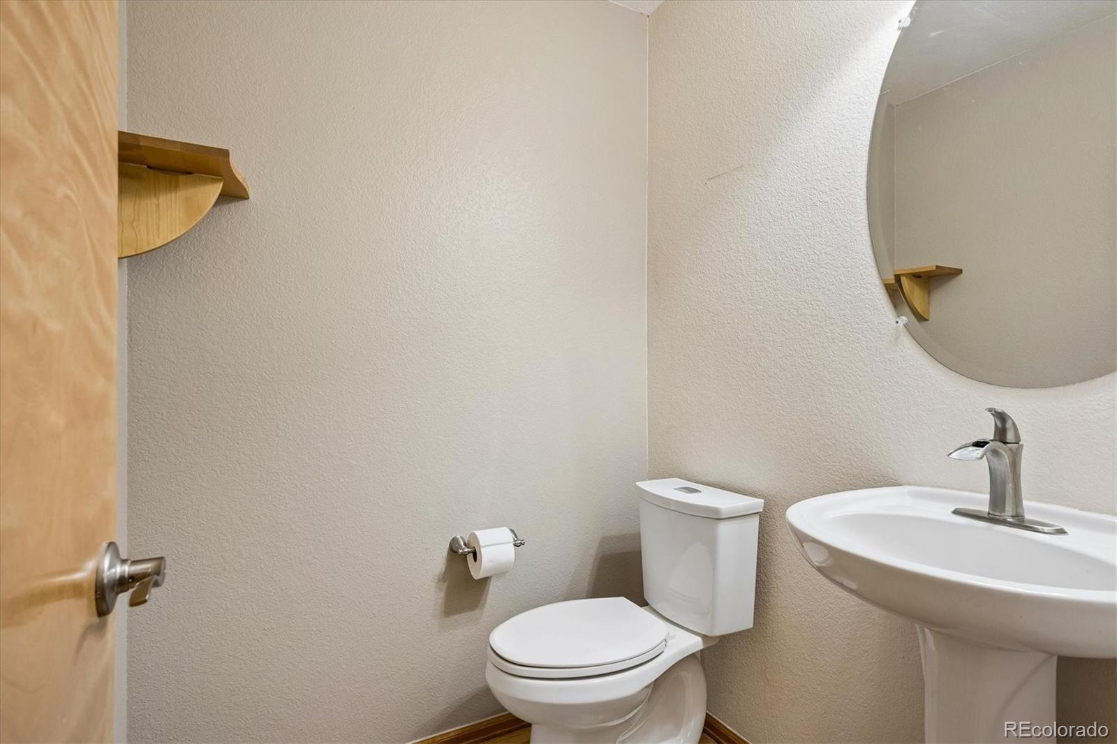 MLS Image #46 for 22725 e alamo place,aurora, Colorado