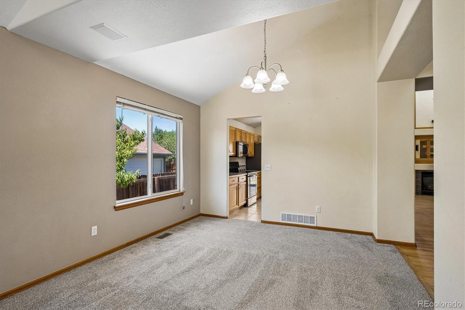 MLS Image #6 for 22725 e alamo place,aurora, Colorado