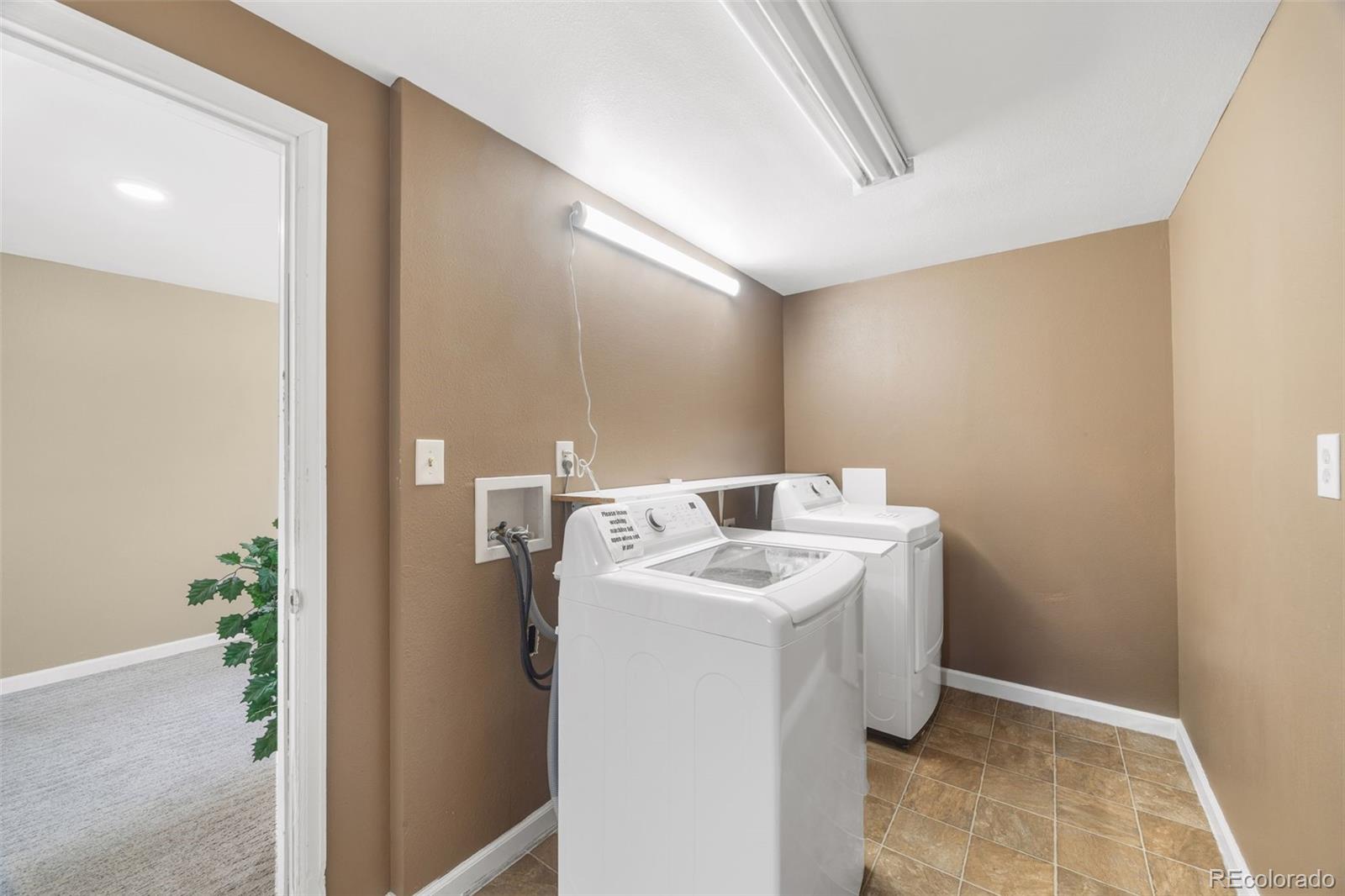 MLS Image #30 for 21173 e 42nd avenue,denver, Colorado