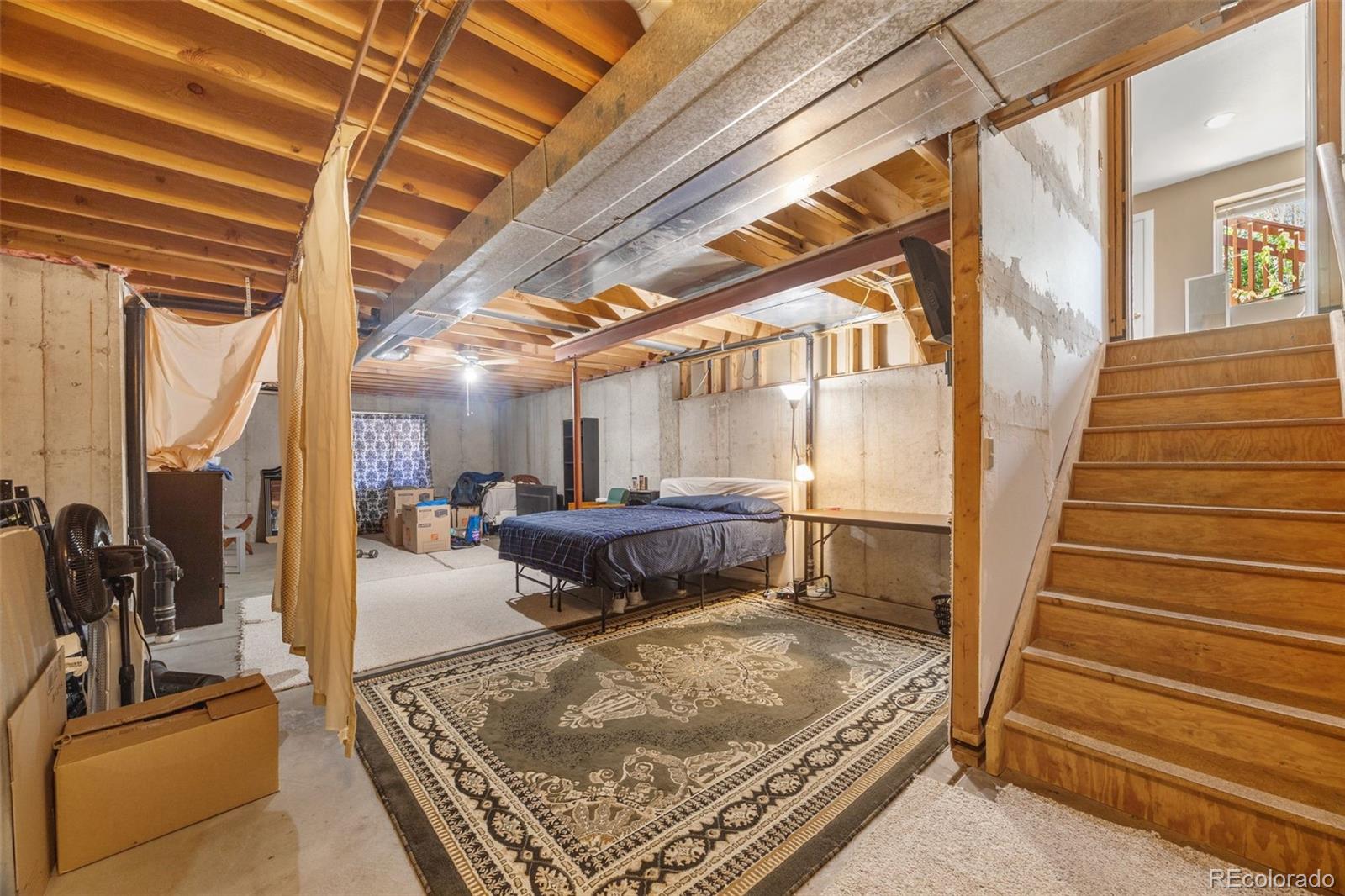 MLS Image #32 for 21173 e 42nd avenue,denver, Colorado