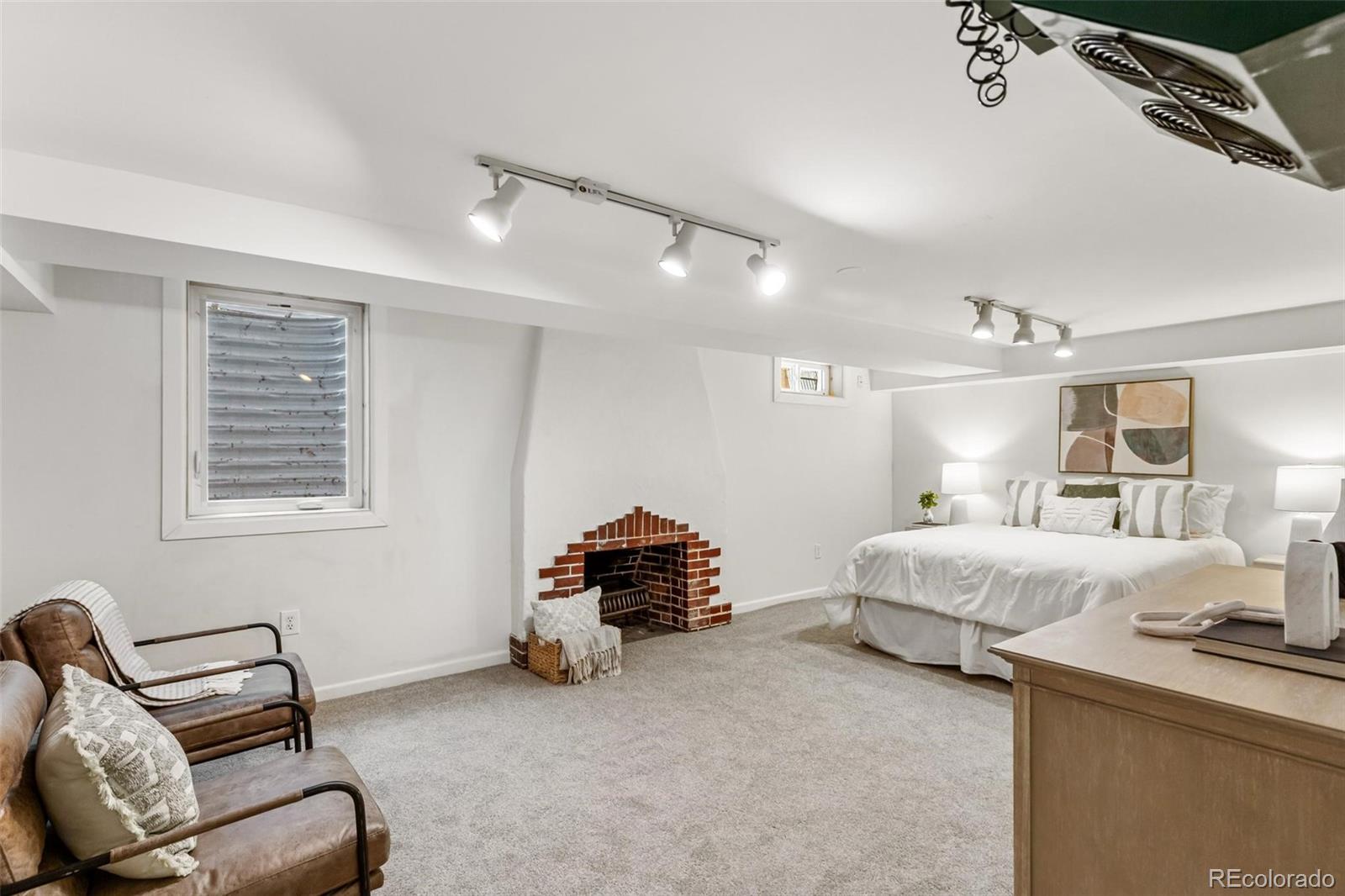 MLS Image #35 for 1617  hudson street,denver, Colorado