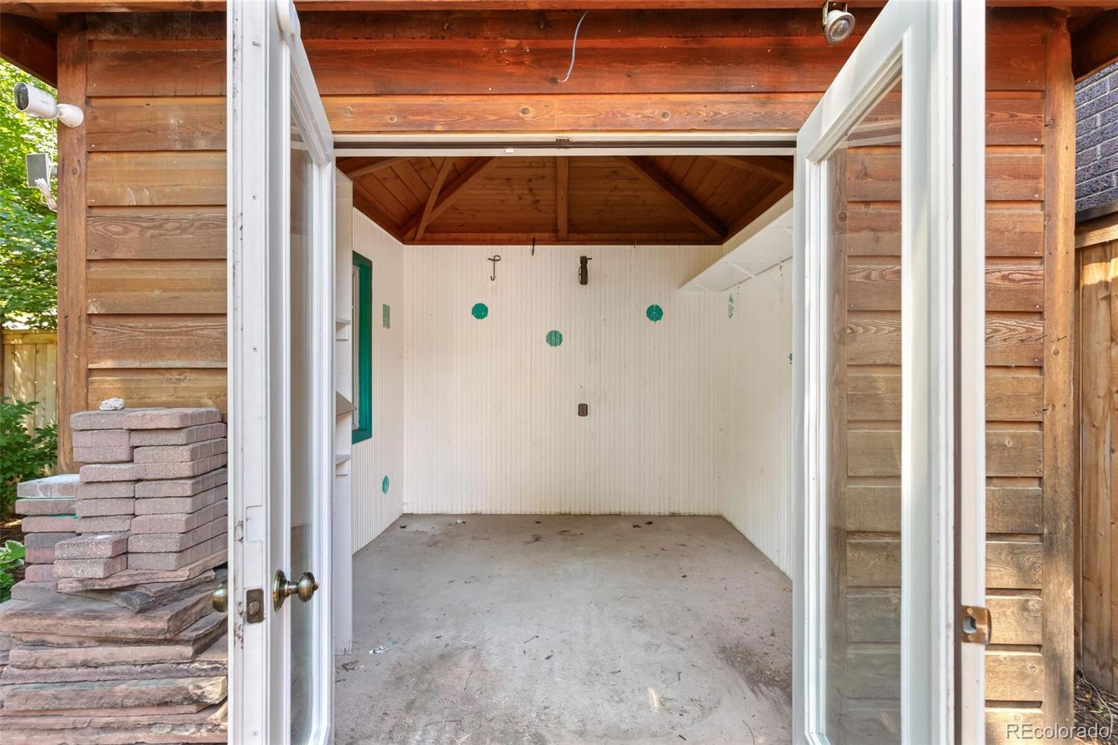 MLS Image #43 for 1617  hudson street,denver, Colorado