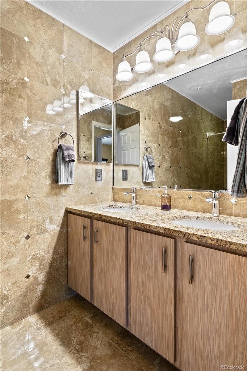 MLS Image #19 for 8707 e florida avenue 804,denver, Colorado