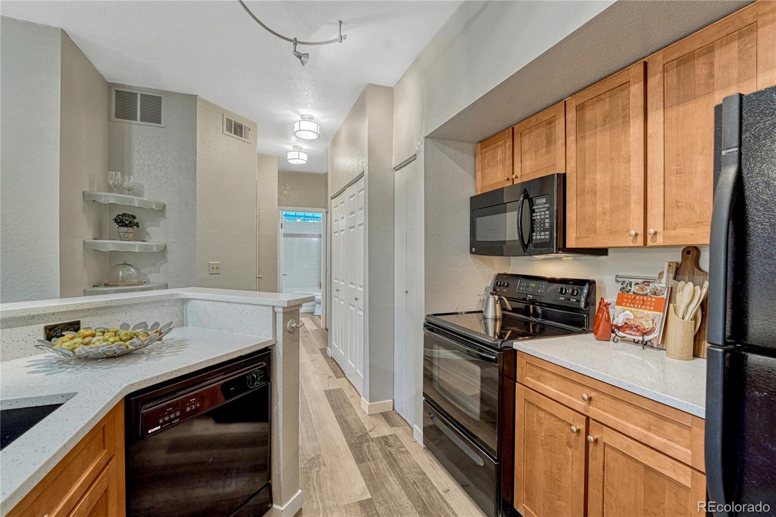 MLS Image #7 for 6001 s yosemite street b101,greenwood village, Colorado
