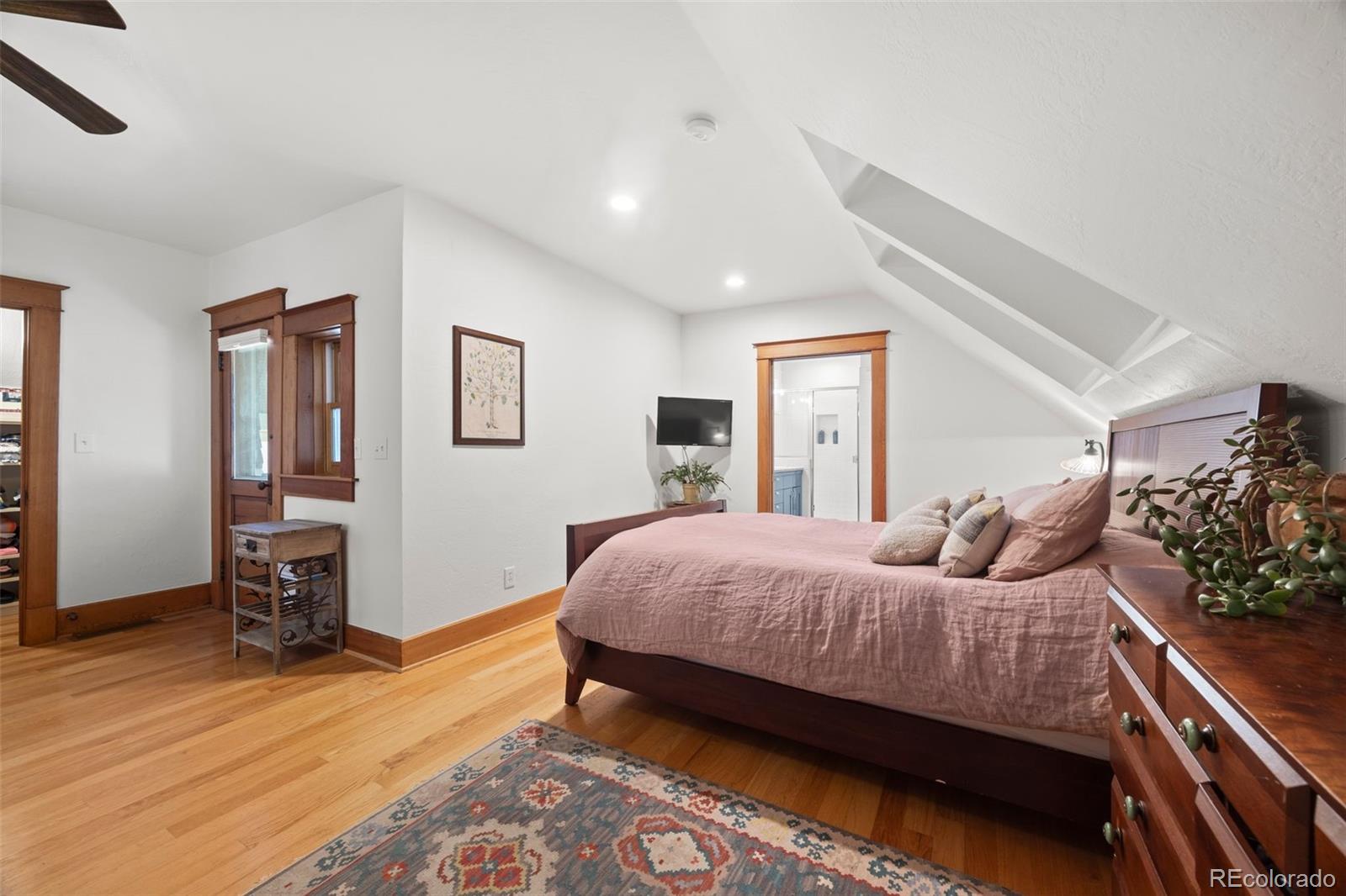 MLS Image #27 for 1510 s clarkson street,denver, Colorado