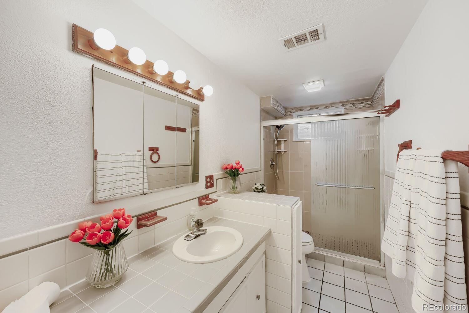 MLS Image #13 for 770  cortez street,denver, Colorado