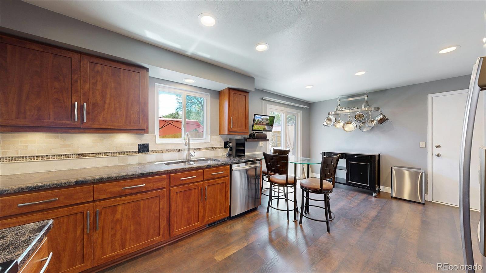 MLS Image #10 for 4887 s field way,littleton, Colorado