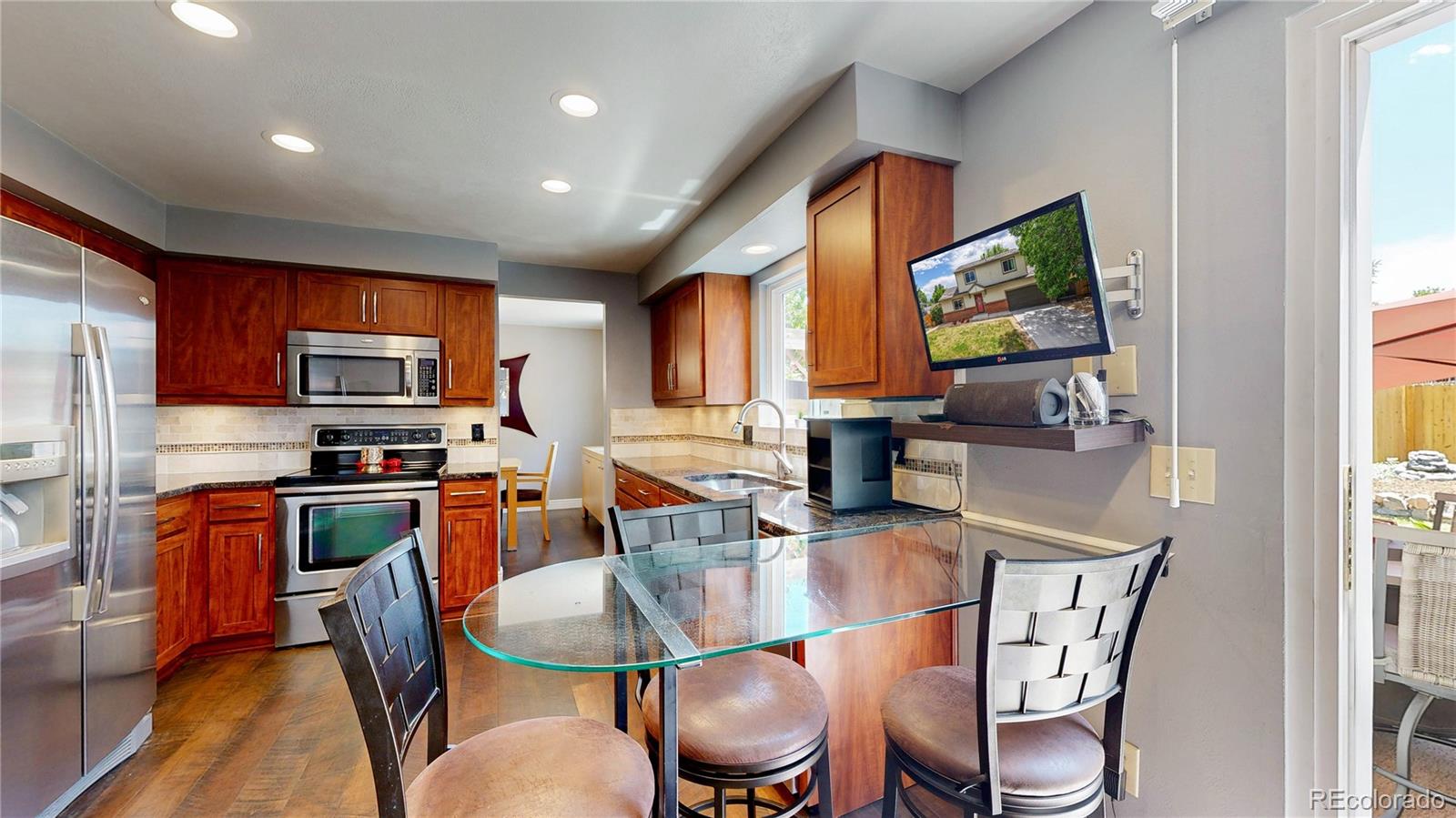 MLS Image #15 for 4887 s field way,littleton, Colorado