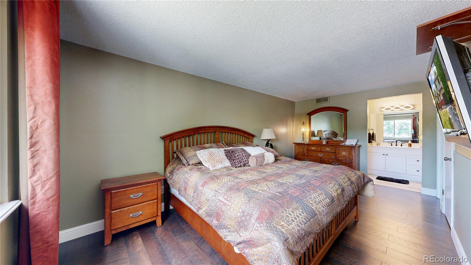 MLS Image #18 for 4887 s field way,littleton, Colorado