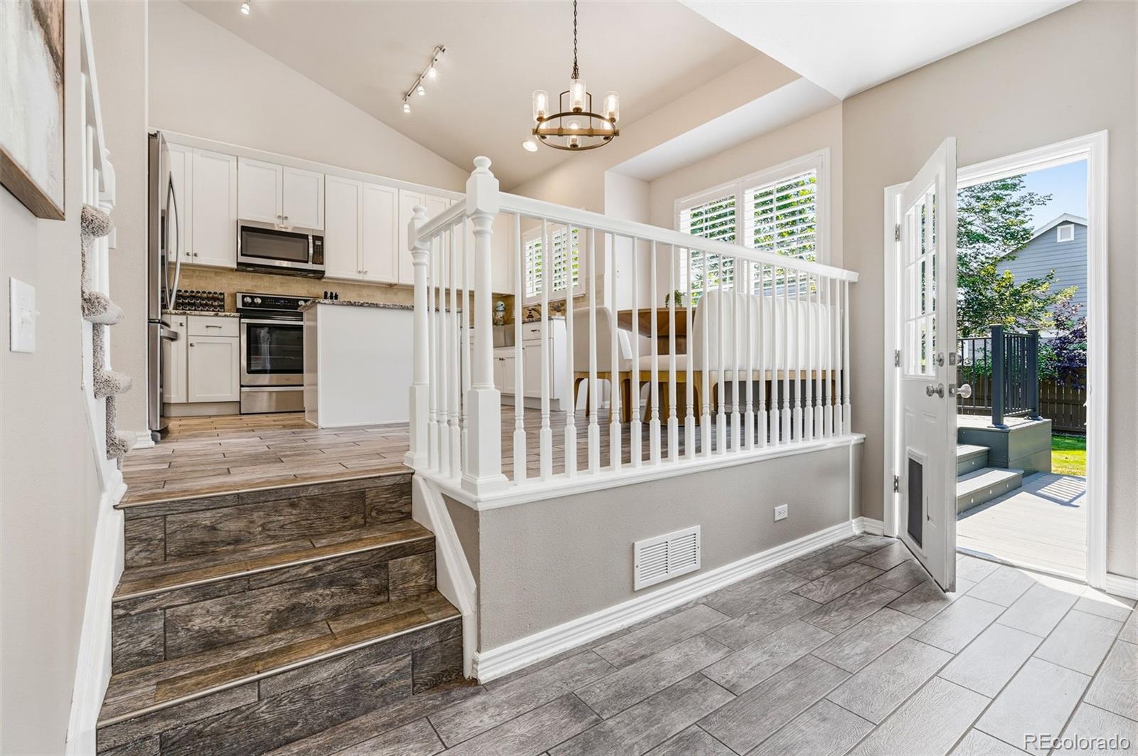 MLS Image #18 for 9894  mulberry way,littleton, Colorado