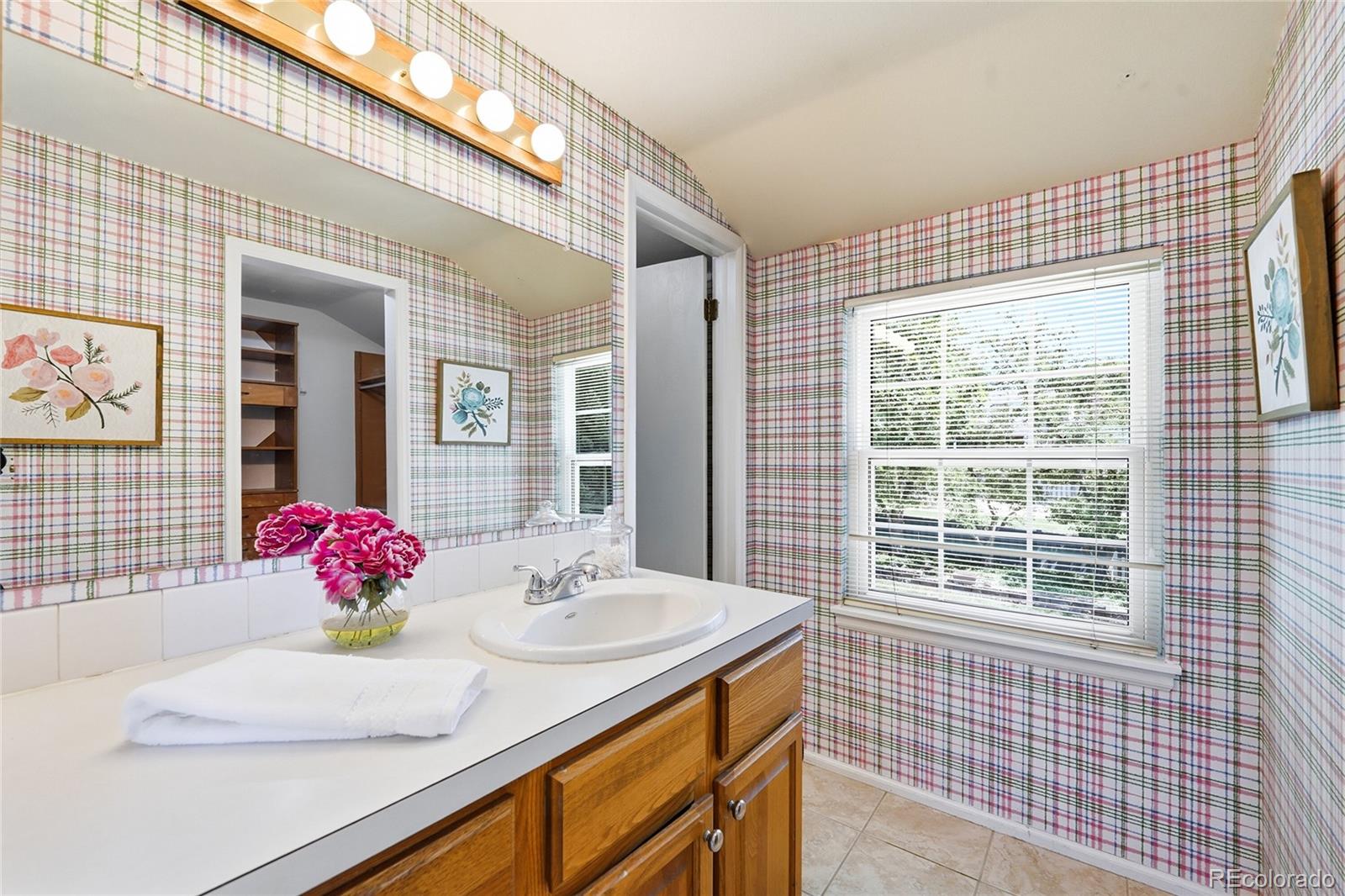 MLS Image #22 for 6982 s niagara court,englewood, Colorado