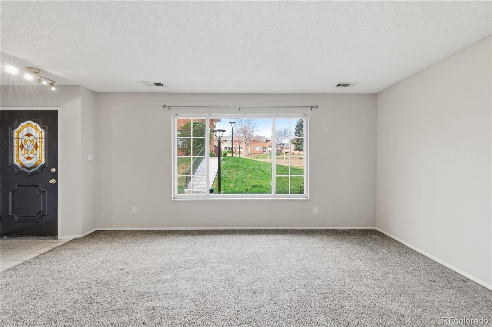 MLS Image #4 for 9209 e nassau avenue ,denver, Colorado