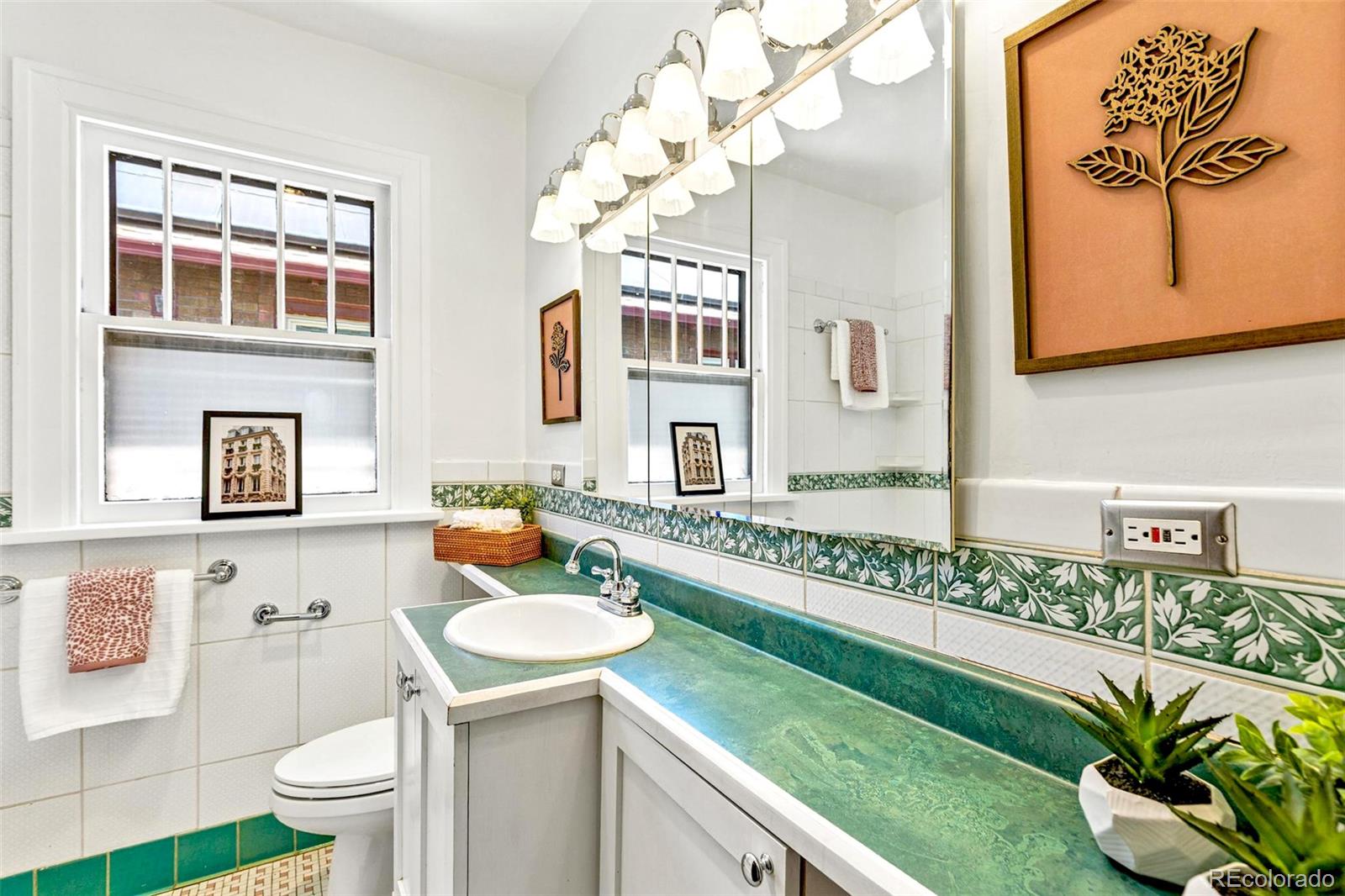 MLS Image #18 for 2660  meade street,denver, Colorado
