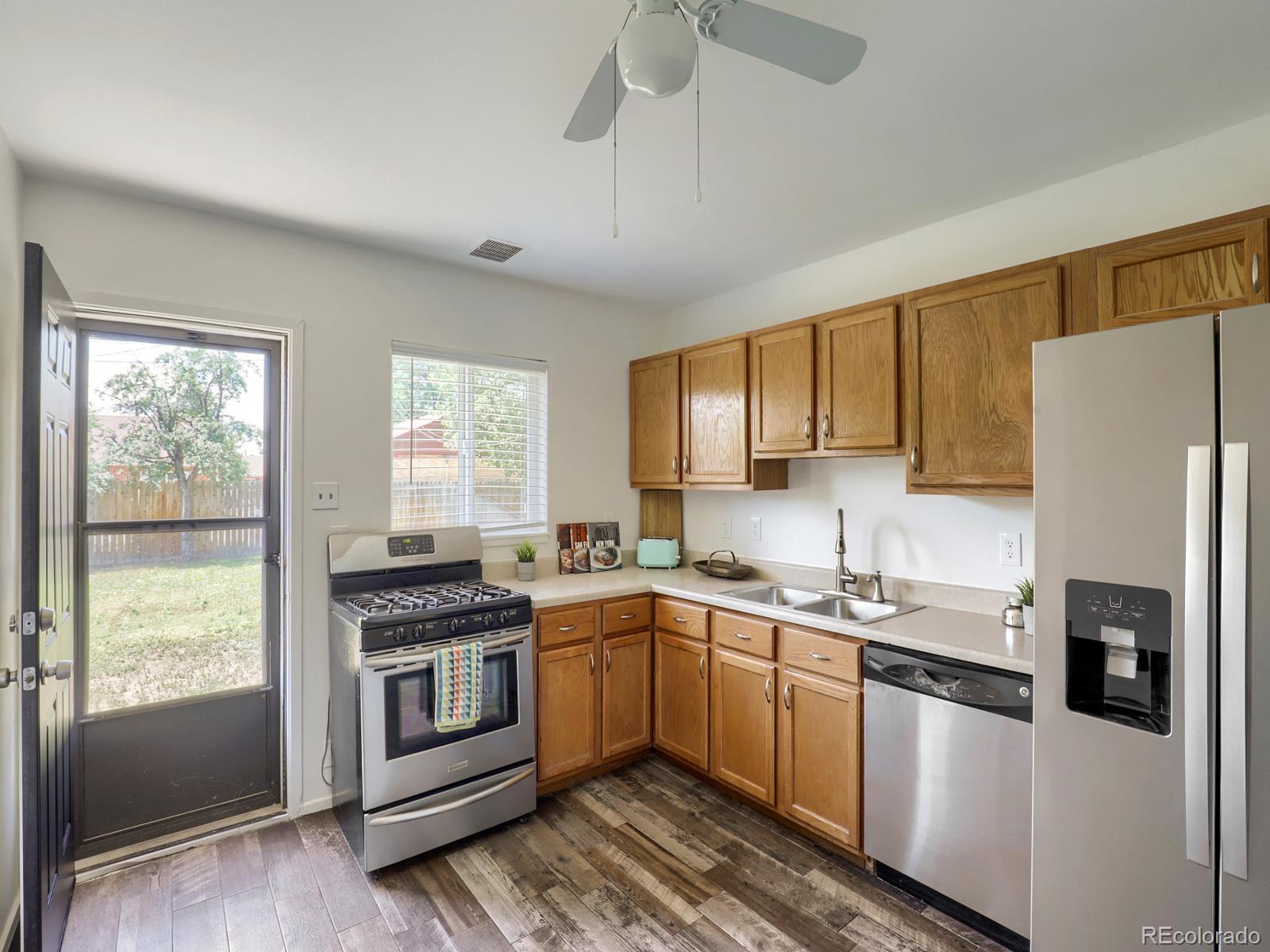 MLS Image #12 for 861  racine street,aurora, Colorado