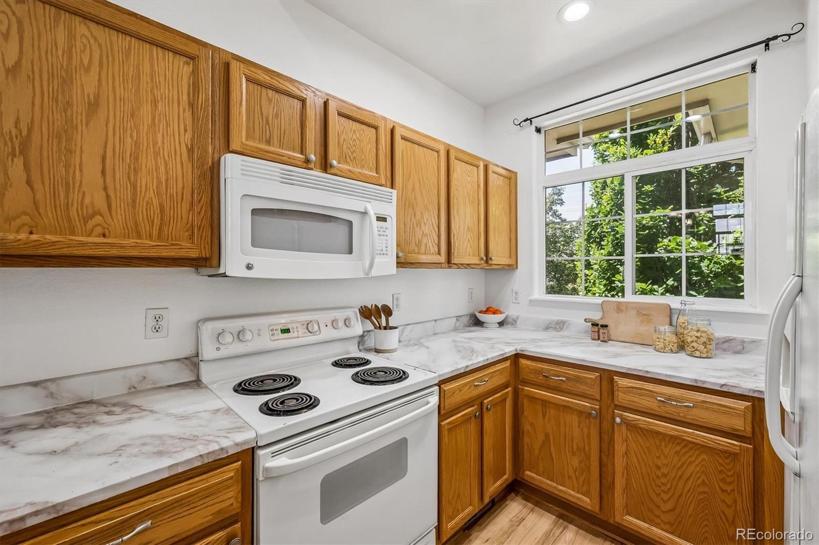 MLS Image #12 for 1375 s dayton court,denver, Colorado