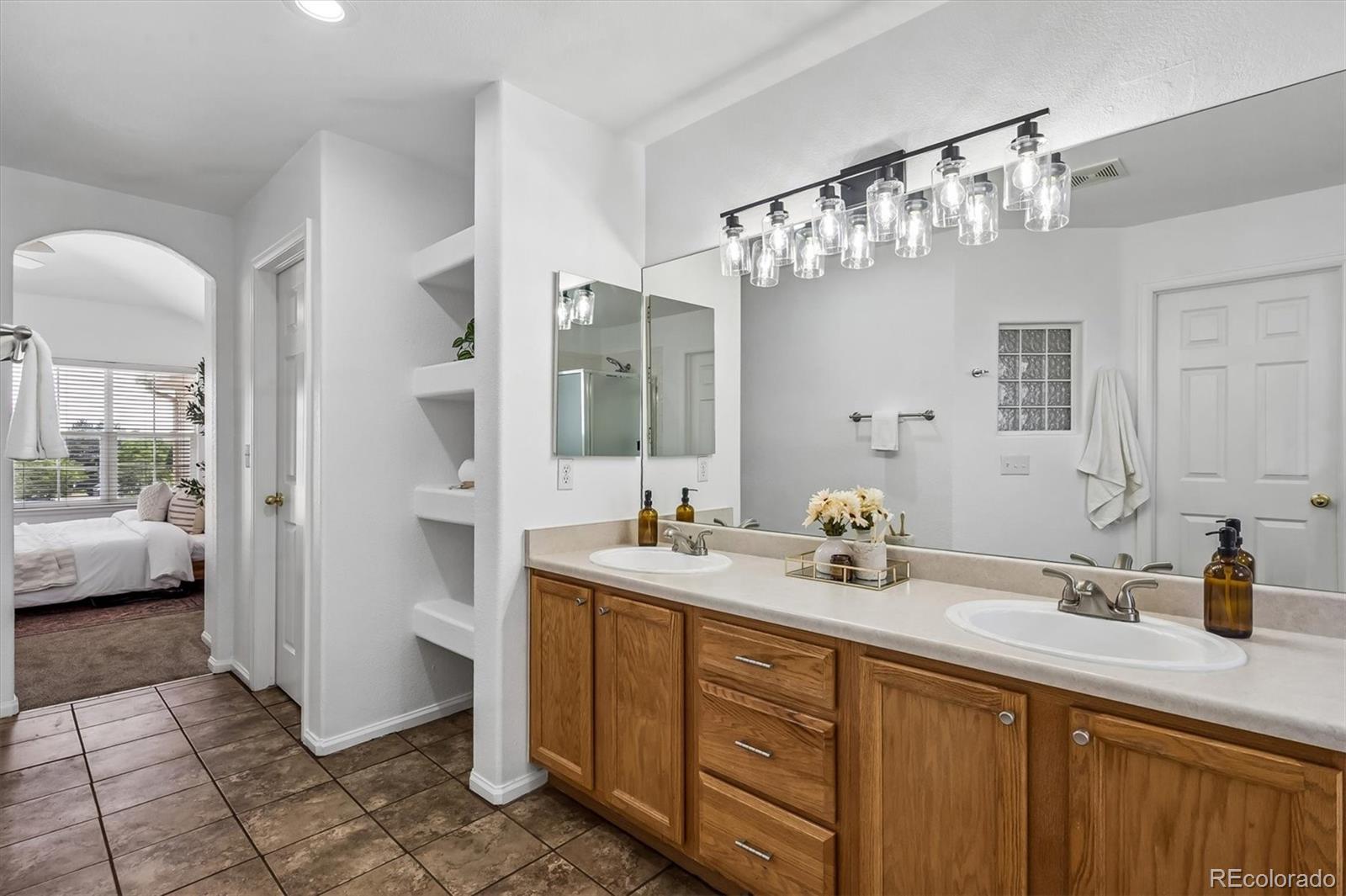 MLS Image #21 for 1375 s dayton court,denver, Colorado