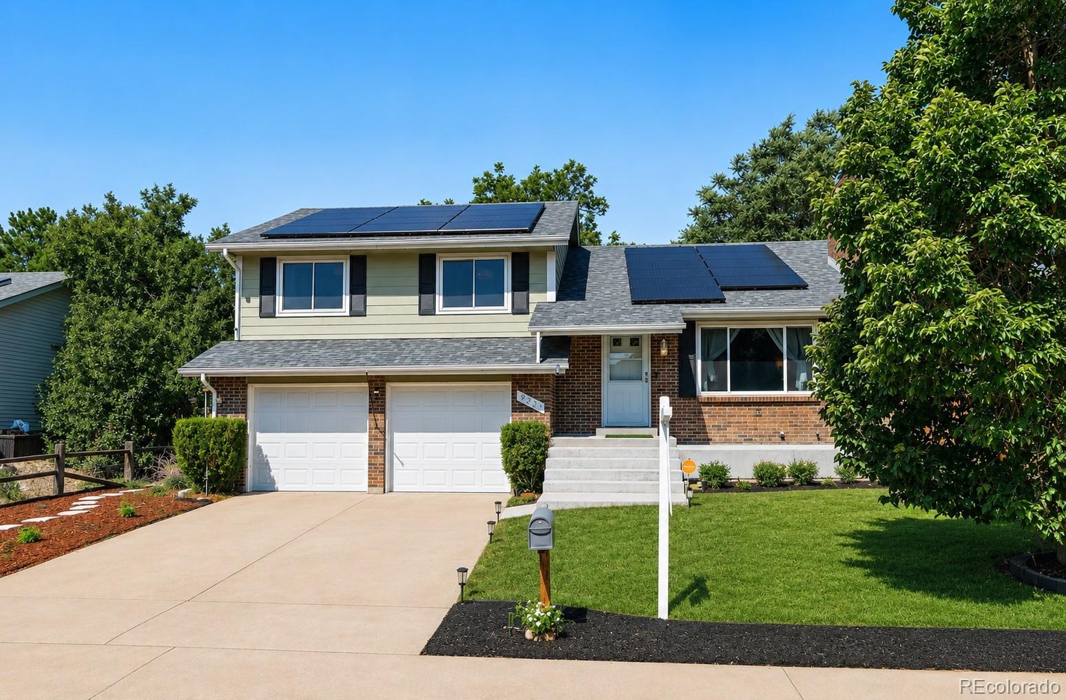 MLS Image #1 for 923 s ouray street,aurora, Colorado
