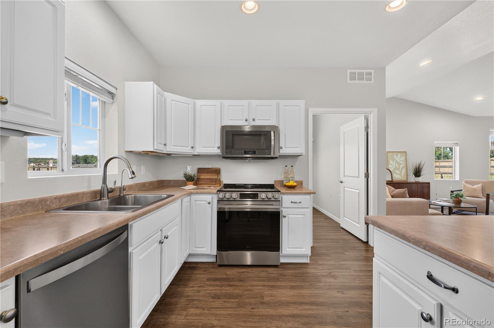 MLS Image #15 for 12715  madison court ,thornton, Colorado