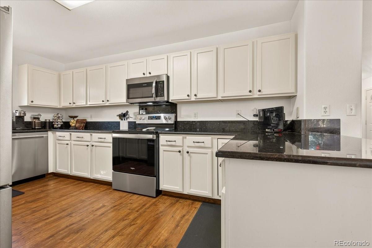 MLS Image #5 for 10462 w 84th place,arvada, Colorado