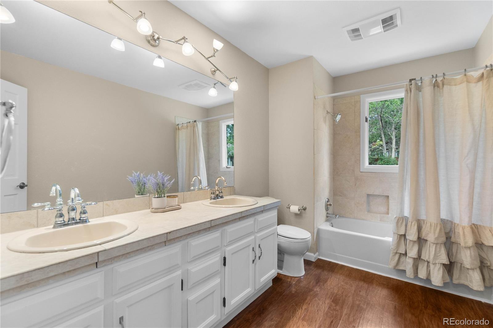 MLS Image #18 for 5796 s kittredge court,centennial, Colorado