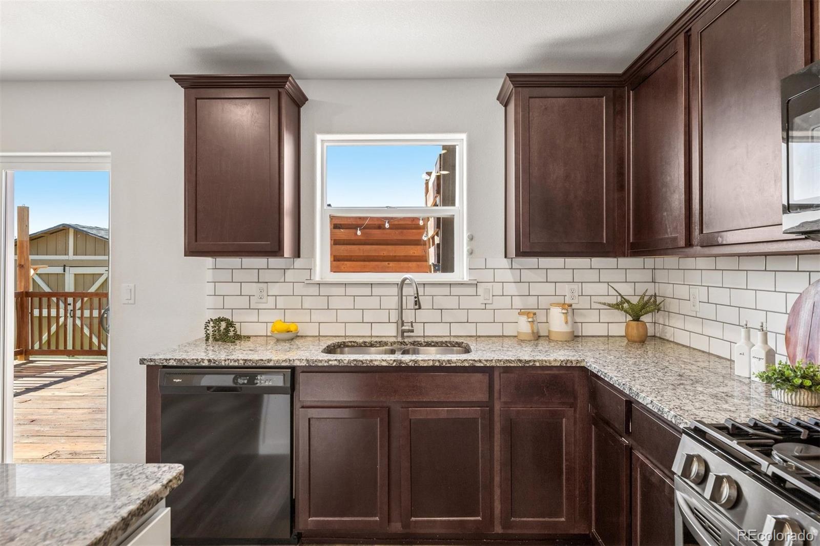 MLS Image #15 for 300  mesa avenue,lochbuie, Colorado