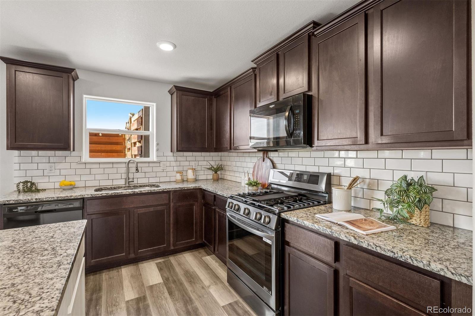MLS Image #16 for 300  mesa avenue,lochbuie, Colorado