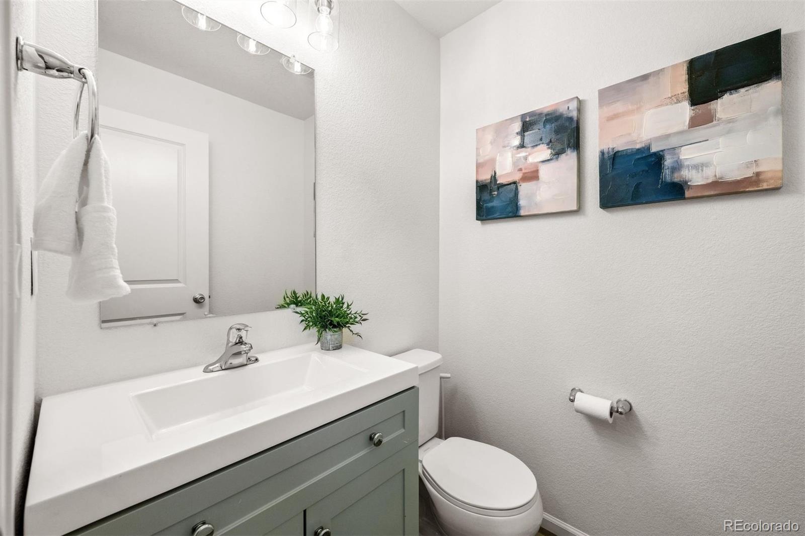 MLS Image #8 for 300  mesa avenue,lochbuie, Colorado