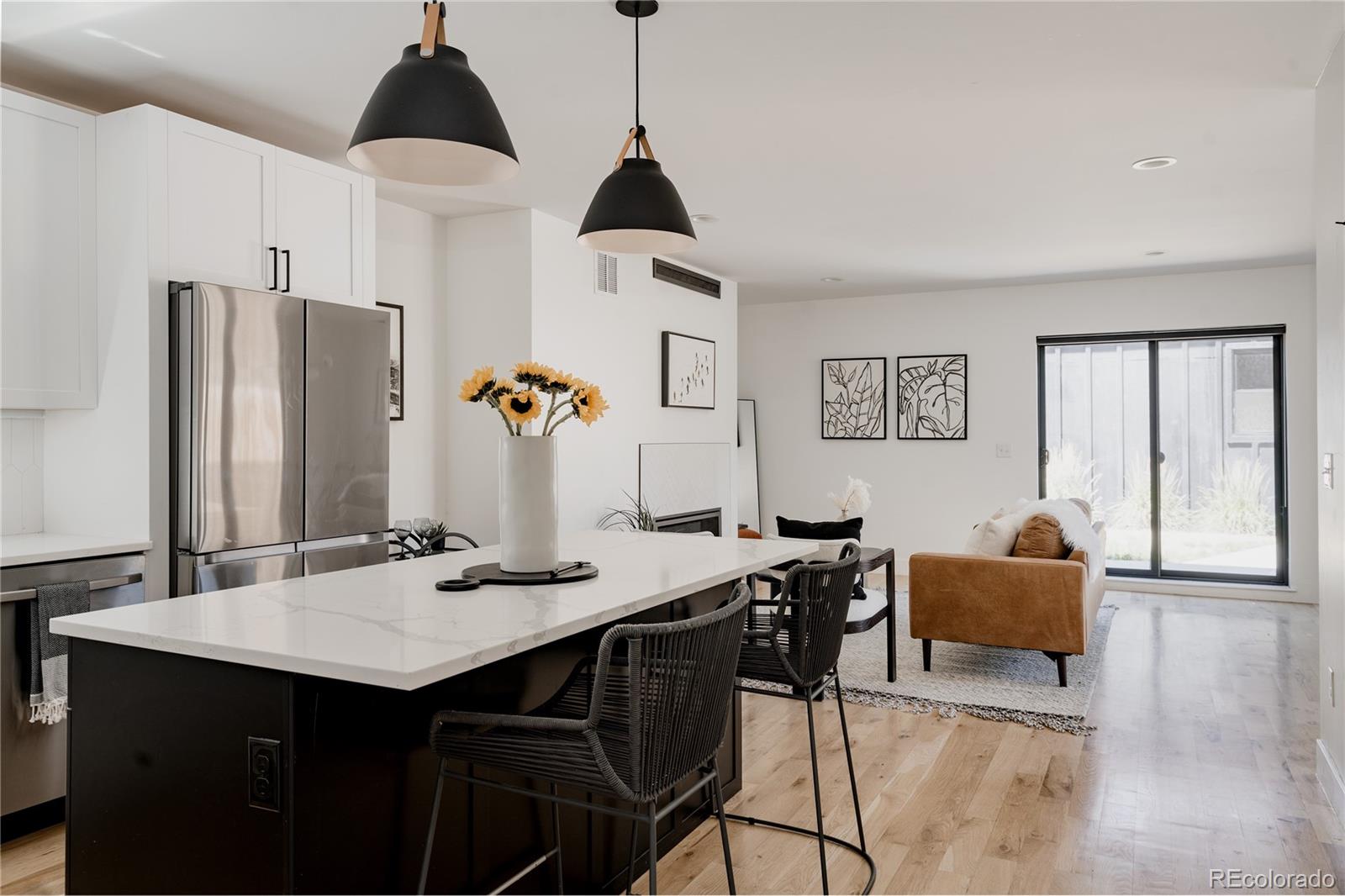 MLS Image #14 for 521  fox street,denver, Colorado