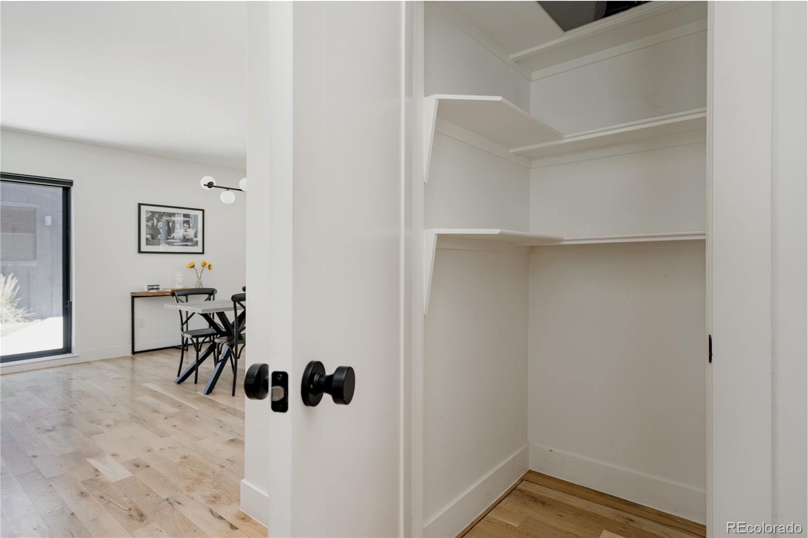 MLS Image #16 for 521  fox street,denver, Colorado