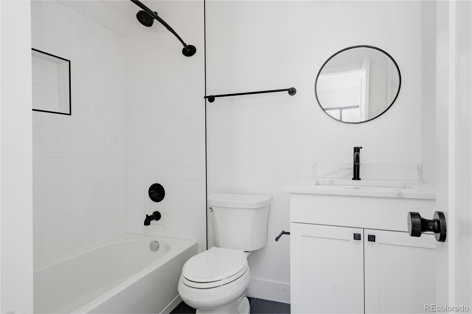 MLS Image #34 for 521  fox street,denver, Colorado