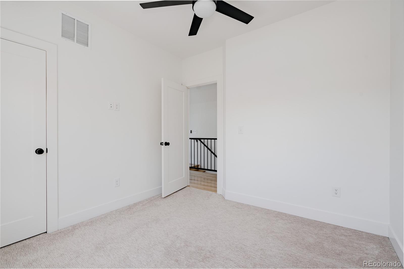 MLS Image #37 for 521  fox street,denver, Colorado