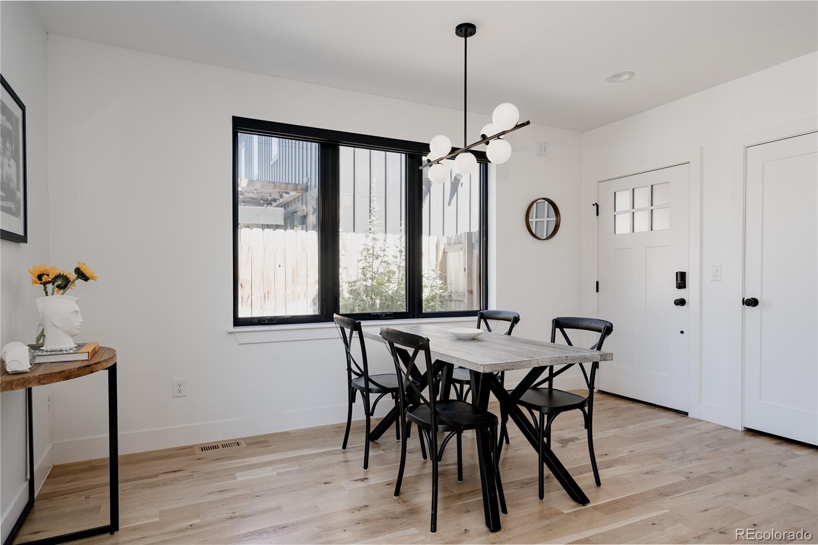 MLS Image #4 for 521  fox street,denver, Colorado