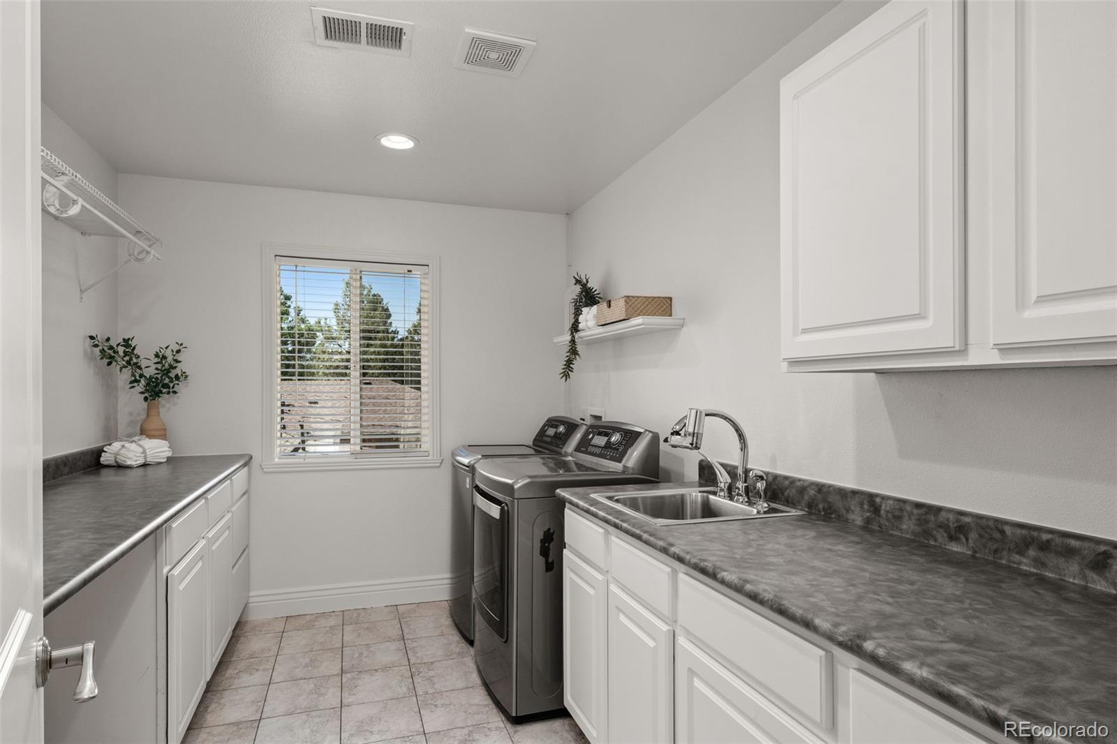 MLS Image #39 for 1075  jersey street,denver, Colorado