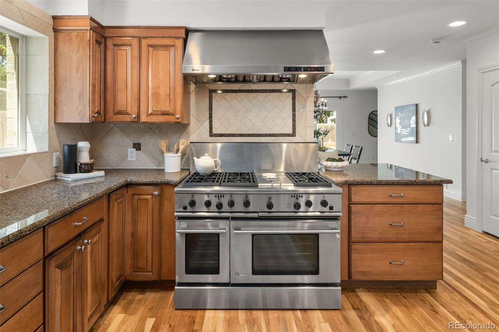MLS Image #6 for 1075  jersey street,denver, Colorado
