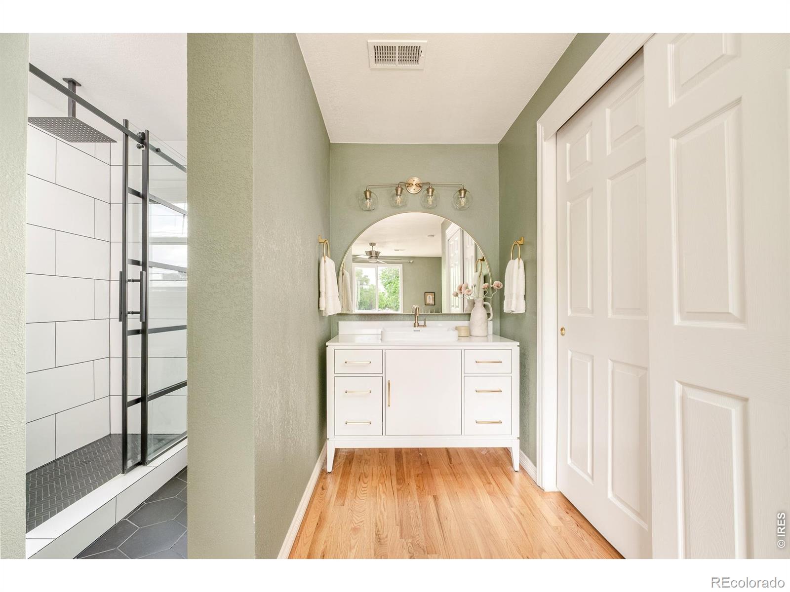 MLS Image #21 for 1989 s kearney way,denver, Colorado
