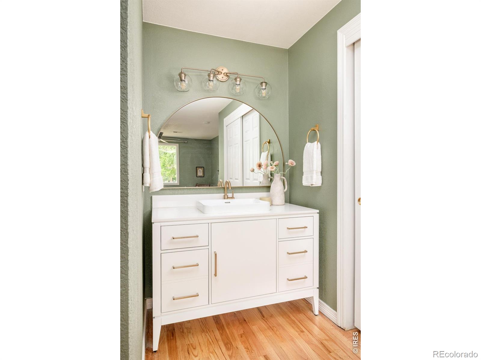 MLS Image #22 for 1989 s kearney way,denver, Colorado