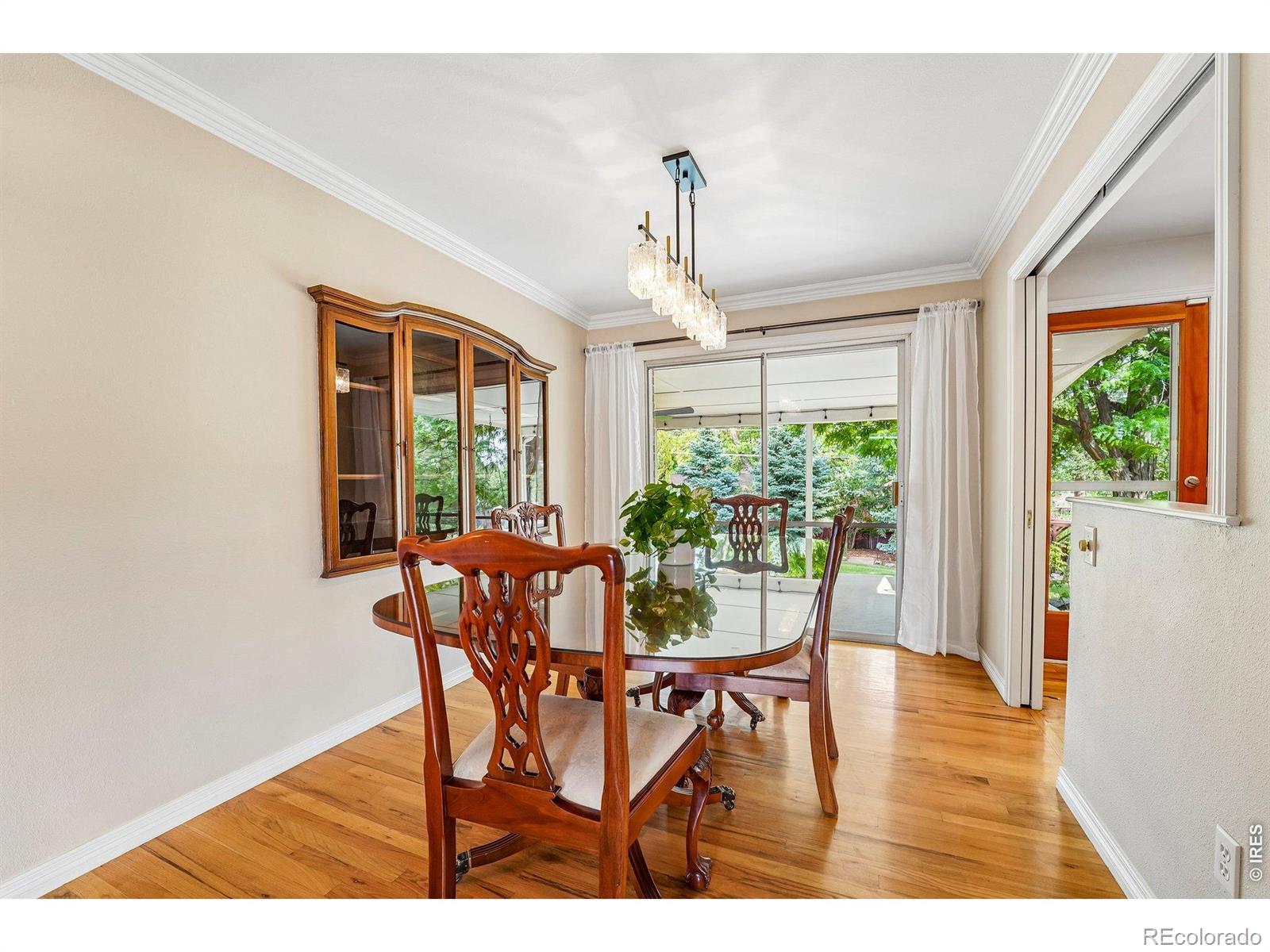 MLS Image #13 for 2720 s chase way,denver, Colorado