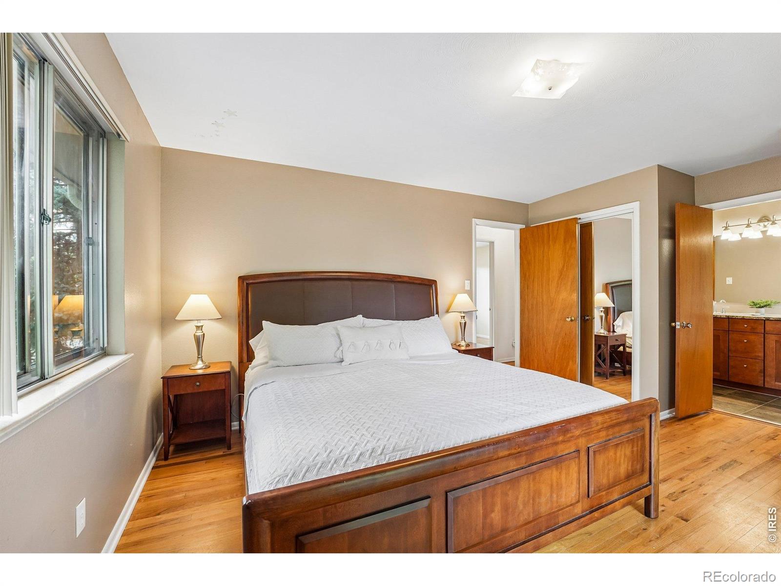 MLS Image #16 for 2720 s chase way,denver, Colorado