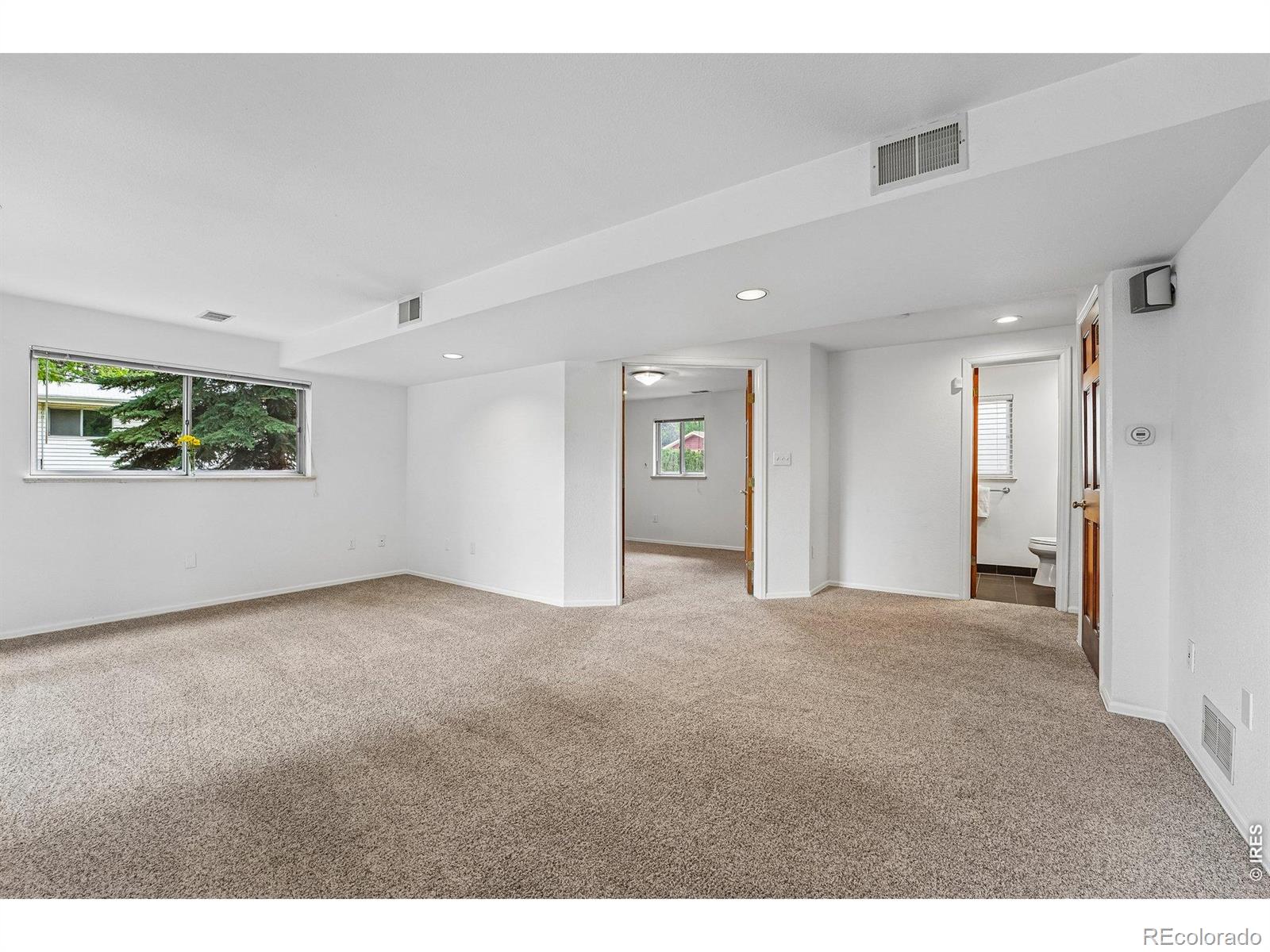MLS Image #31 for 2720 s chase way,denver, Colorado