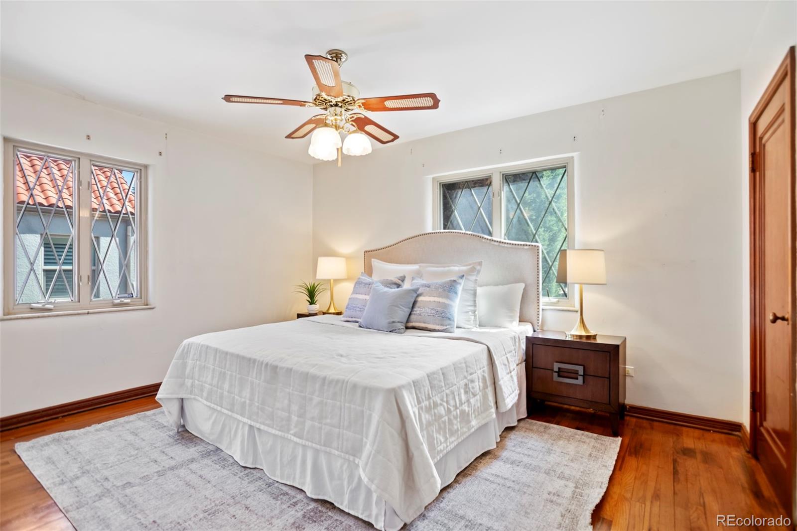 MLS Image #15 for 1651  niagara street,denver, Colorado