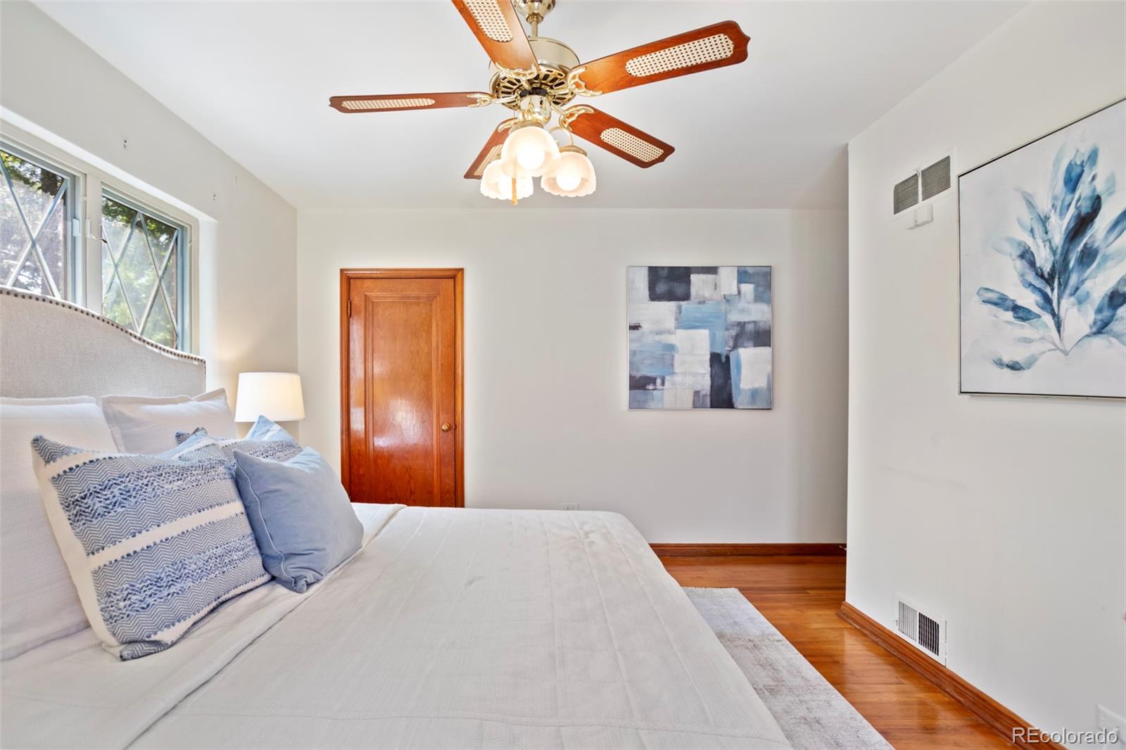 MLS Image #17 for 1651  niagara street,denver, Colorado
