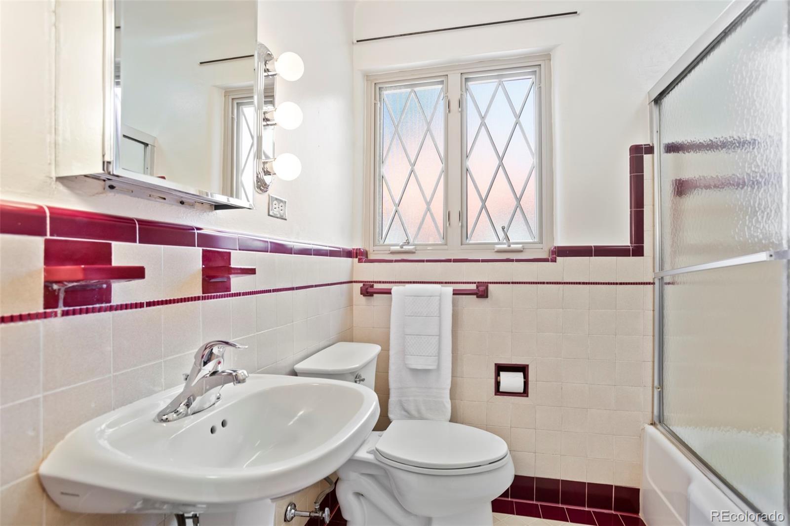 MLS Image #20 for 1651  niagara street,denver, Colorado