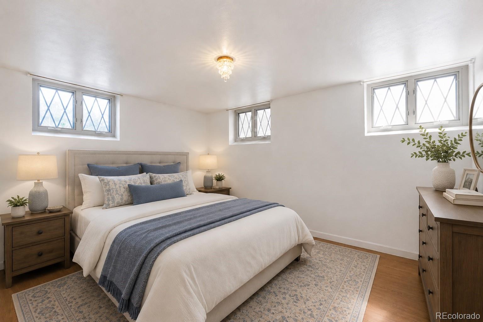 MLS Image #25 for 1651  niagara street,denver, Colorado