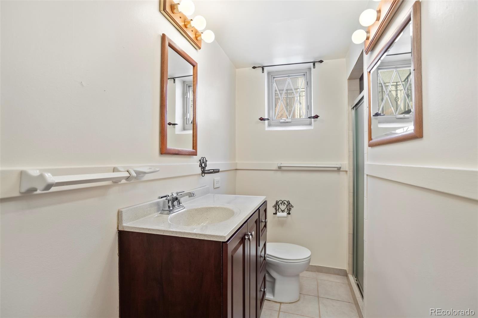 MLS Image #29 for 1651  niagara street,denver, Colorado