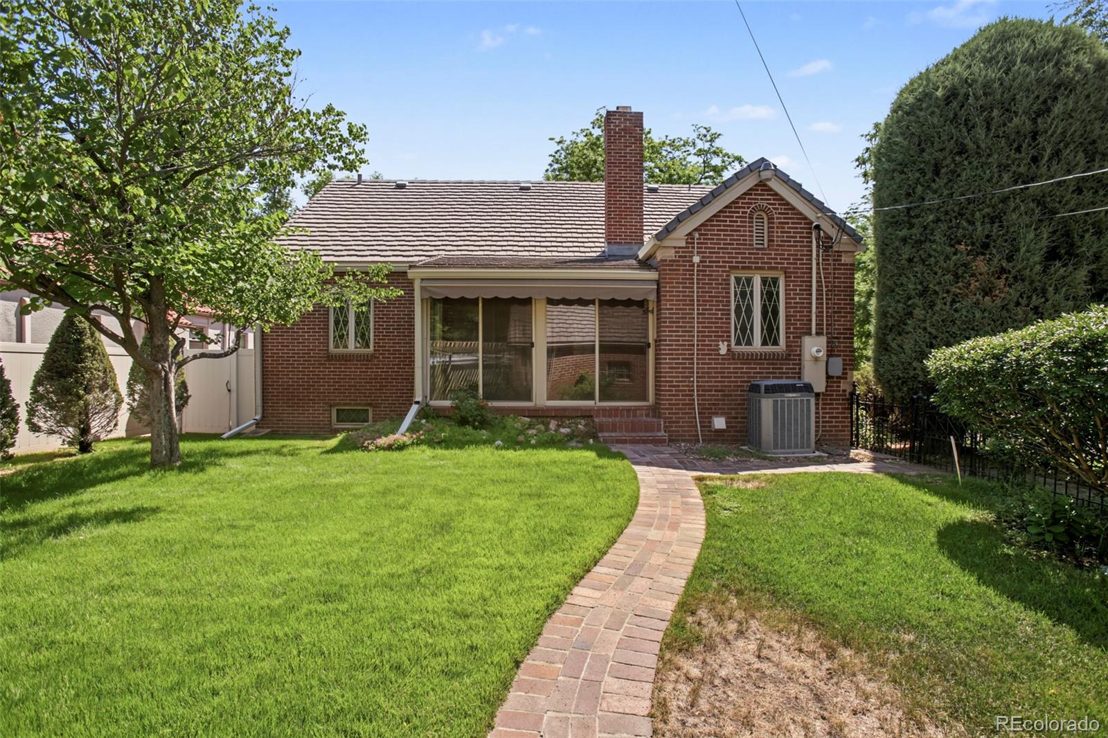 MLS Image #36 for 1651  niagara street,denver, Colorado