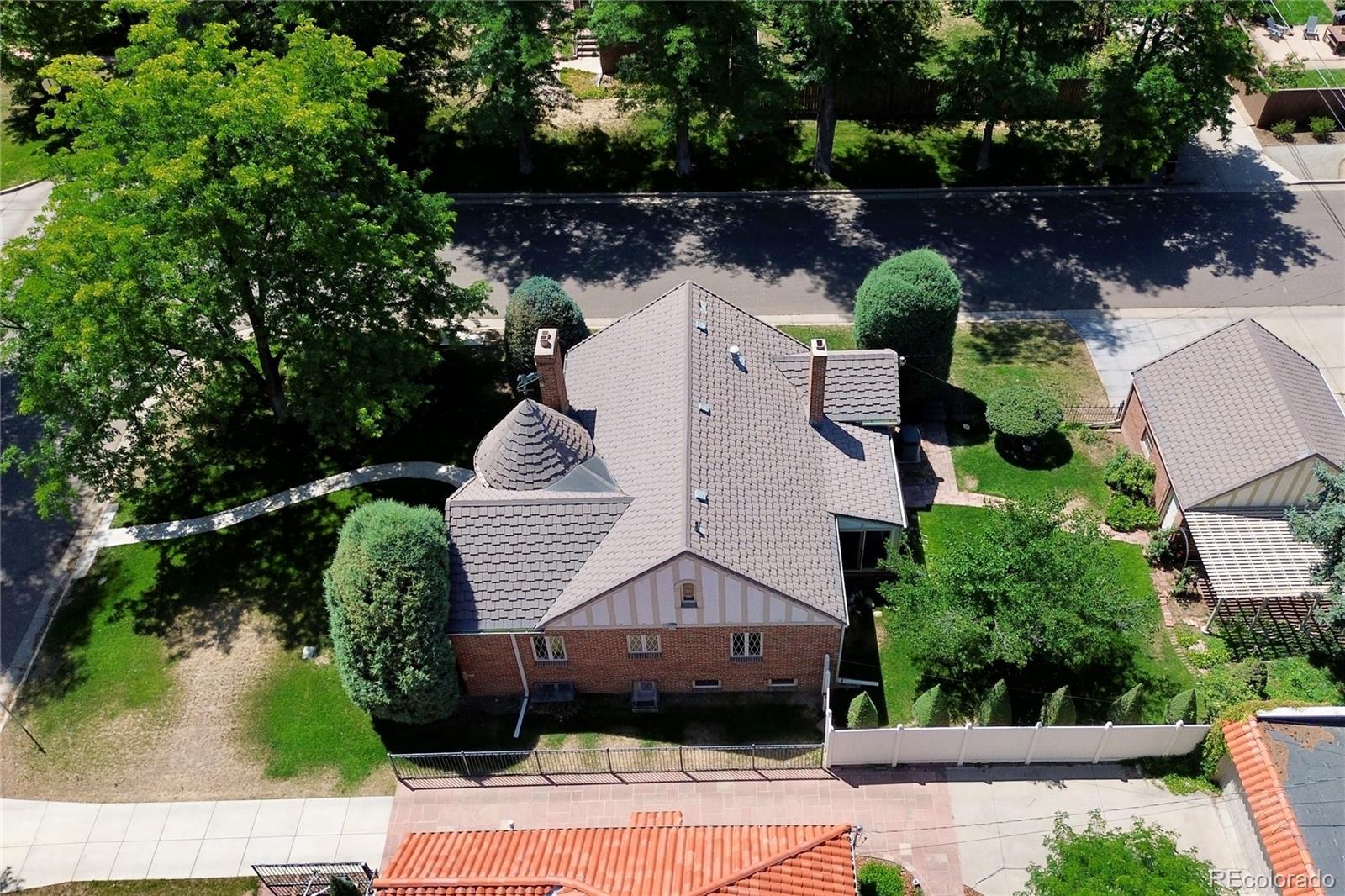MLS Image #40 for 1651  niagara street,denver, Colorado