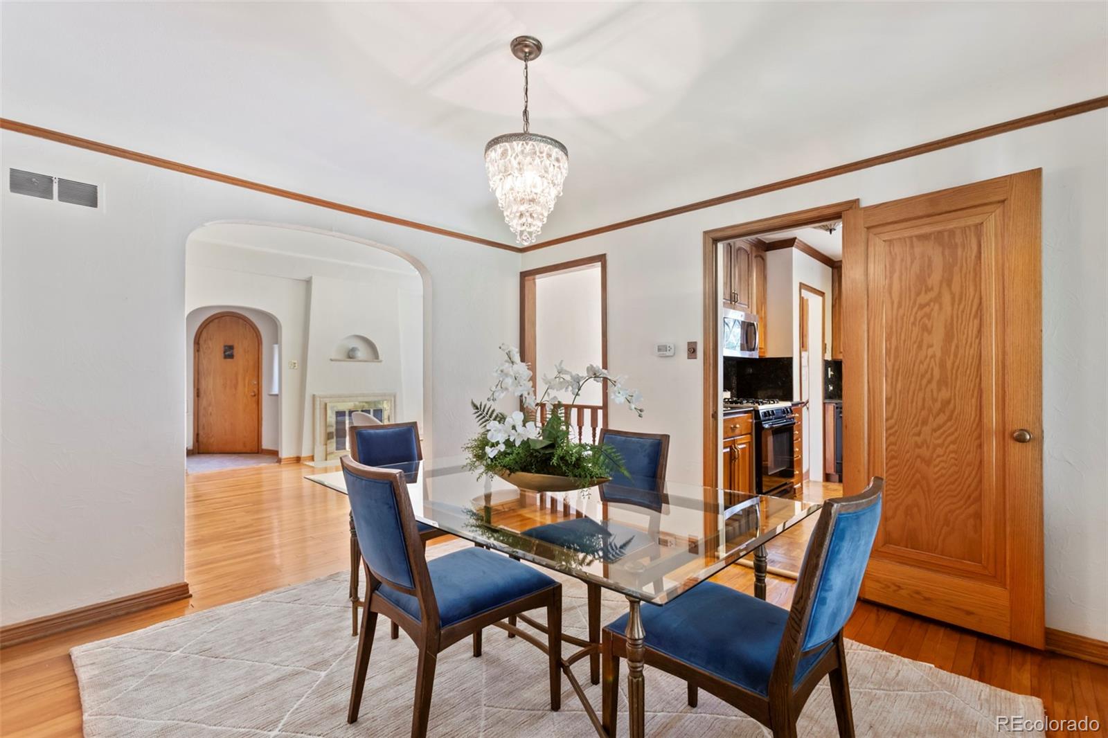 MLS Image #9 for 1651  niagara street,denver, Colorado