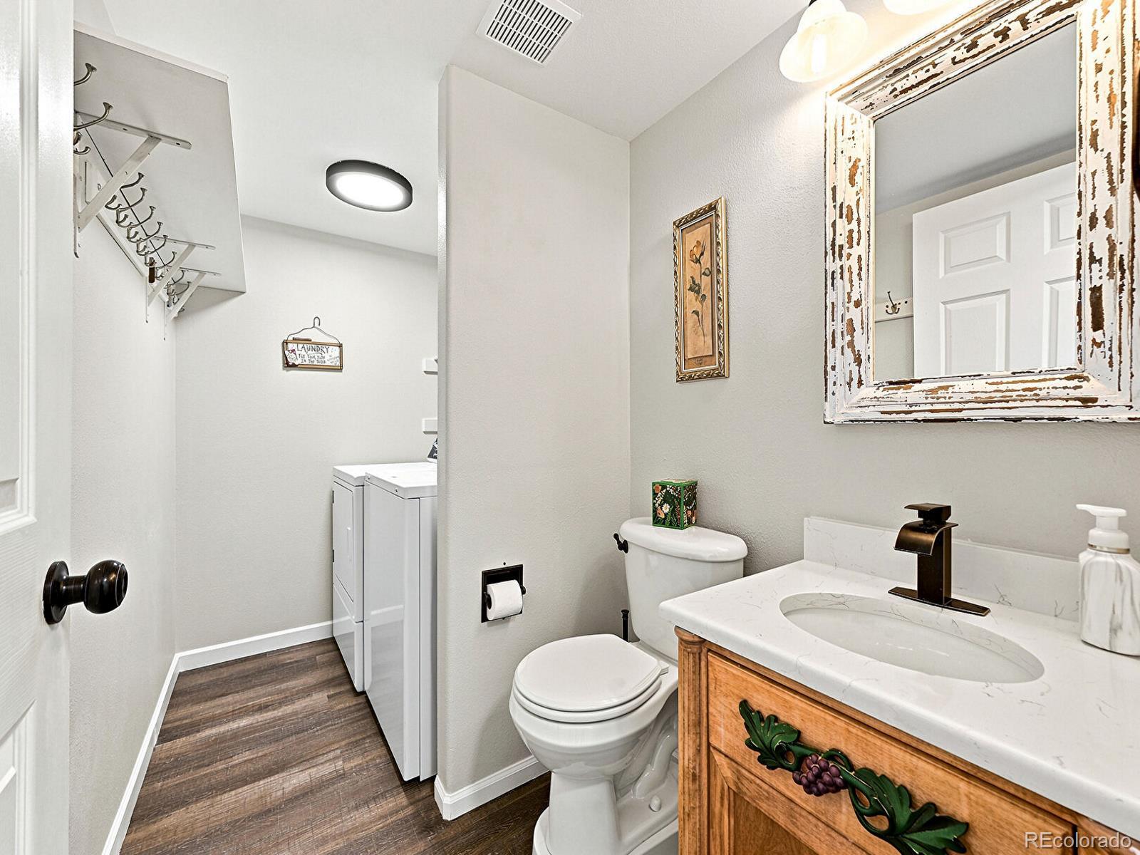 MLS Image #14 for 5571 s yakima street,aurora, Colorado
