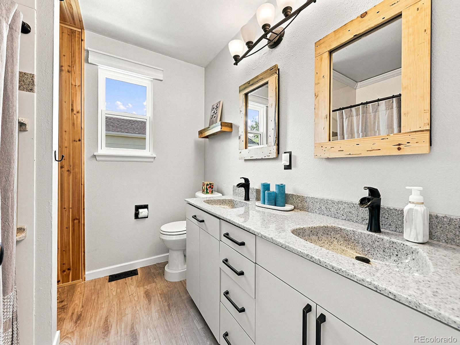 MLS Image #19 for 5571 s yakima street,aurora, Colorado