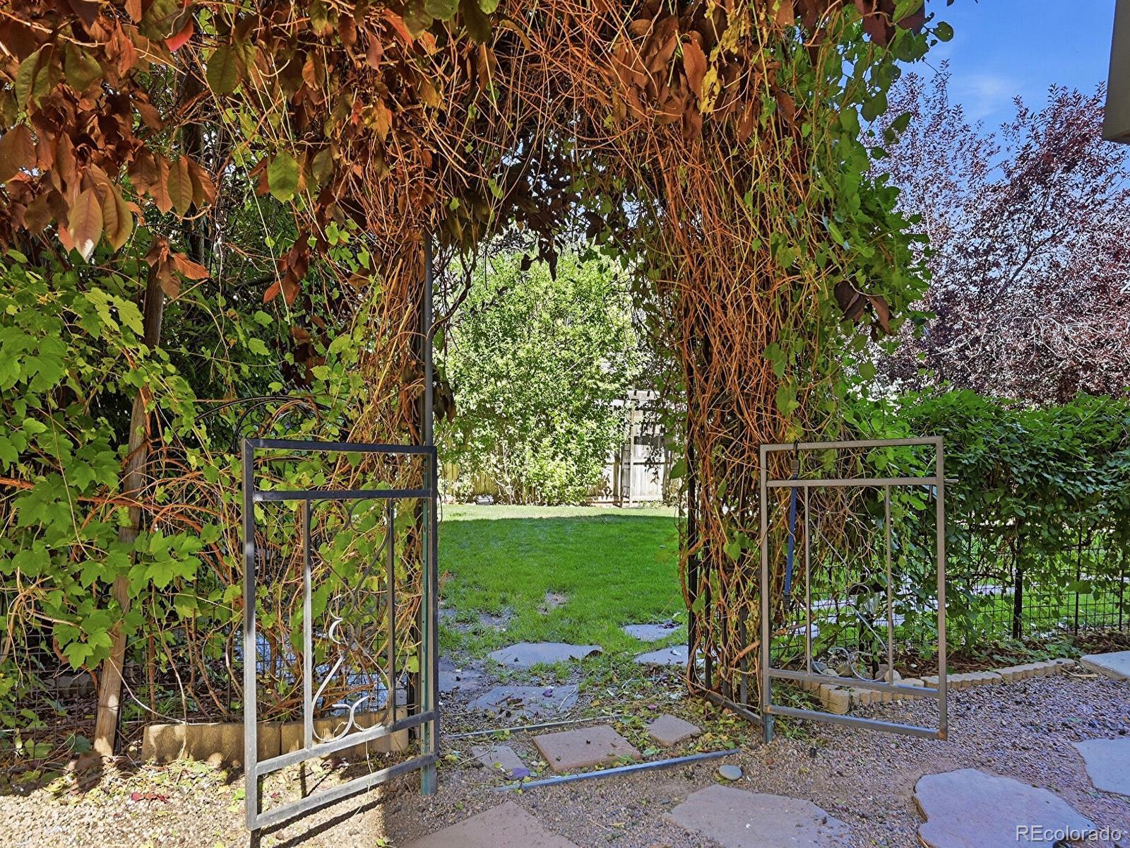 MLS Image #37 for 5571 s yakima street,aurora, Colorado